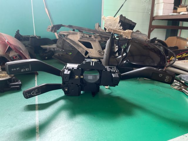 bontott VW PASSAT B6 Komplett Kormánykapcsoló (Bajuszkapcsoló)