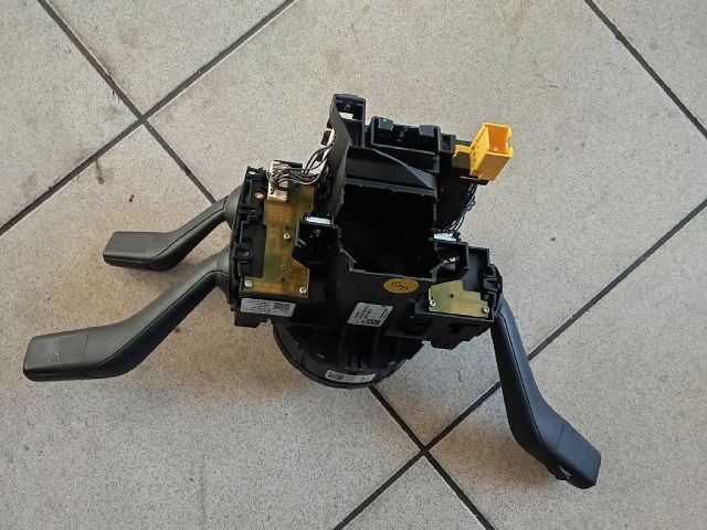 bontott VW PASSAT B6 Komplett Kormánykapcsoló (Bajuszkapcsoló)