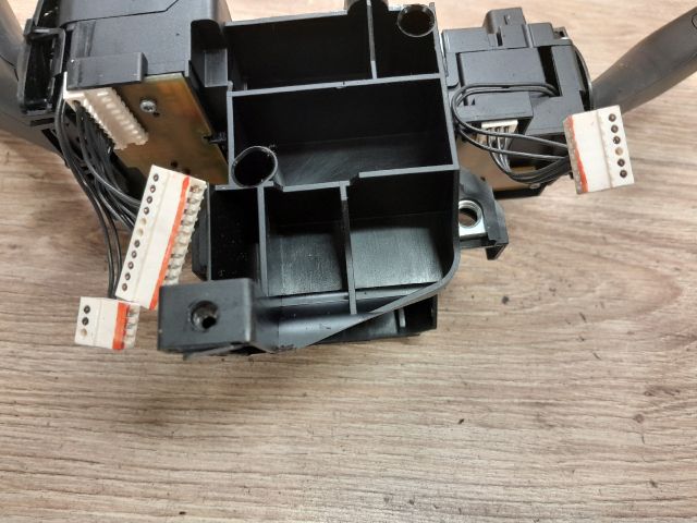 bontott VW PASSAT B6 Komplett Kormánykapcsoló (Bajuszkapcsoló)