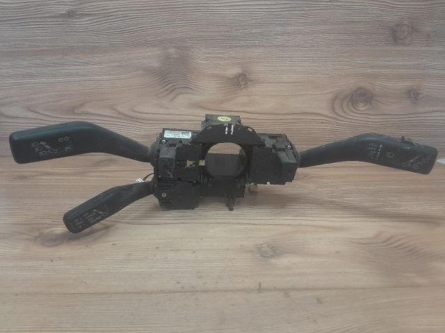 bontott VW PASSAT B6 Komplett Kormánykapcsoló (Bajuszkapcsoló)