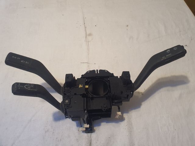 bontott VW PASSAT B6 Komplett Kormánykapcsoló (Bajuszkapcsoló)