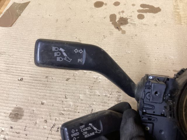 bontott VW PASSAT B6 Komplett Kormánykapcsoló (Bajuszkapcsoló)