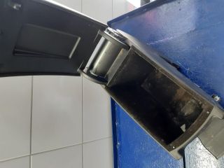 bontott VW PASSAT B6 Könyöklő