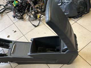 bontott VW PASSAT B6 Könyöklő