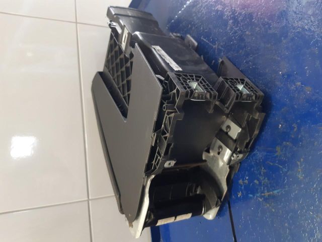 bontott VW PASSAT B6 Könyöklő