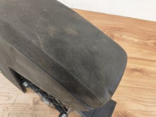 bontott VW PASSAT B6 Könyöklő