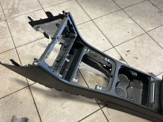 bontott VW PASSAT B6 Könyöklő