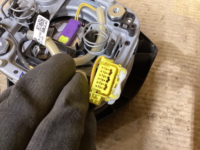 bontott VW PASSAT B6 Kormánylégzsák