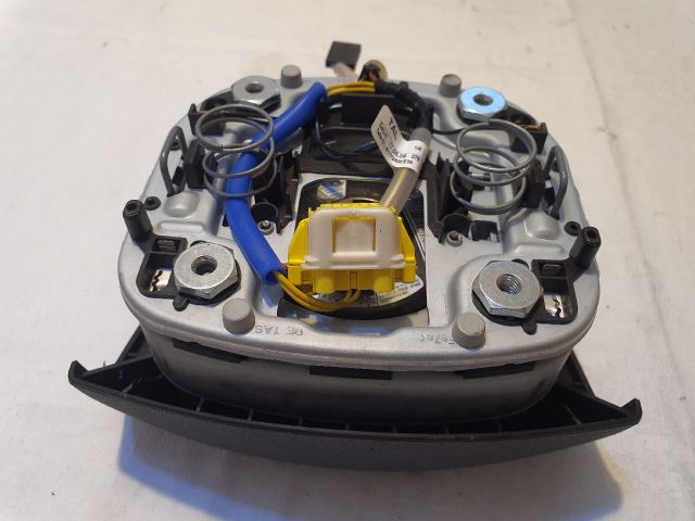 bontott VW PASSAT B6 Kormánylégzsák