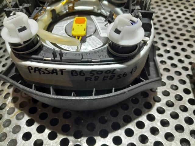 bontott VW PASSAT B6 Kormánylégzsák