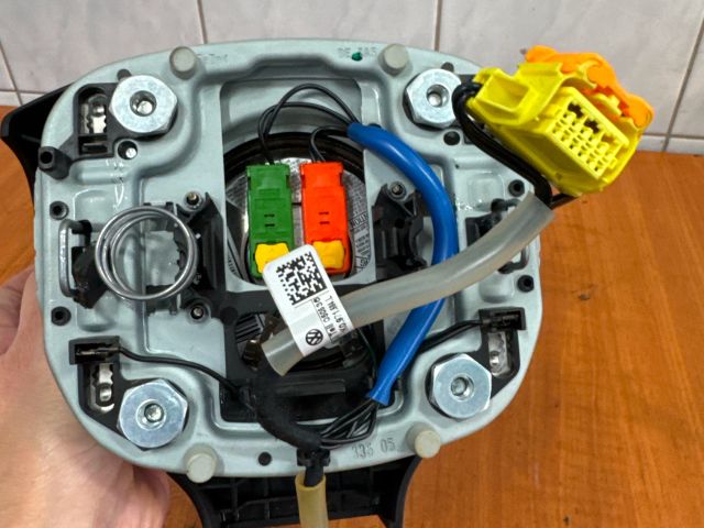 bontott VW PASSAT B6 Kormánylégzsák