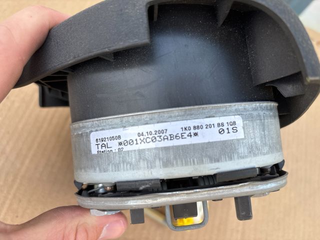 bontott VW PASSAT B6 Kormánylégzsák