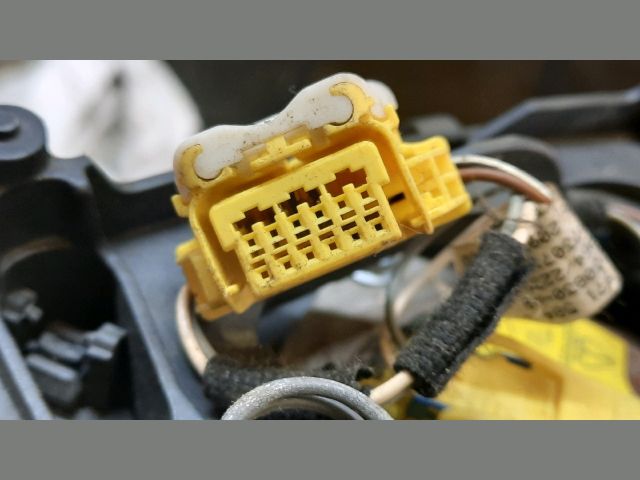 bontott VW PASSAT B6 Kormánylégzsák