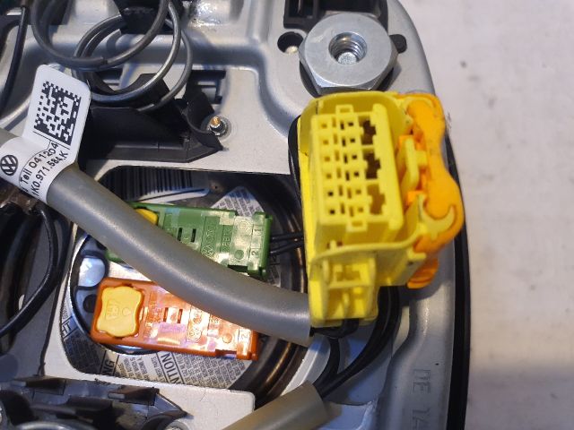 bontott VW PASSAT B6 Kormánylégzsák