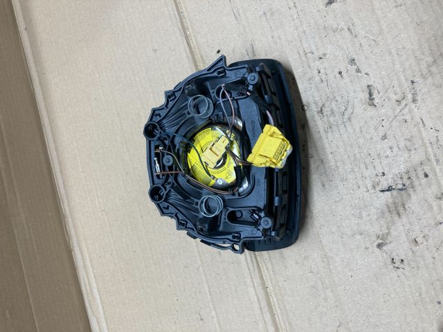 bontott VW PASSAT B6 Kormánylégzsák