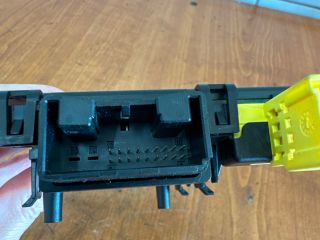 bontott VW PASSAT B6 Kormányoszlop Vezérlő