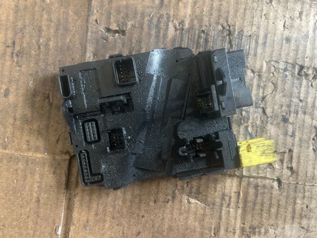 bontott VW PASSAT B6 Kormányoszlop Vezérlő