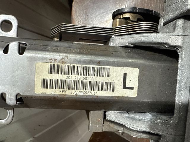 bontott VW PASSAT B6 Kormányoszlop