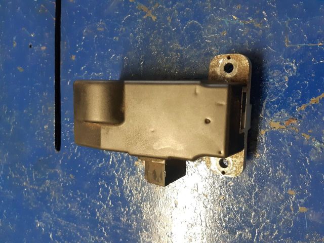 bontott VW PASSAT B6 Kormányzár (Elektromos)