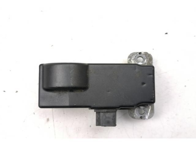 bontott VW PASSAT B6 Kormányzár (Elektromos)