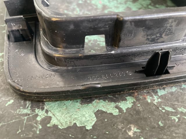 bontott VW PASSAT B6 Középkonzol Keret