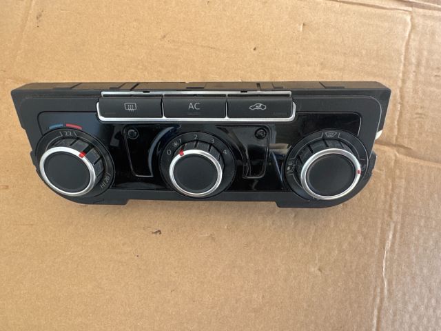 bontott VW PASSAT B6 Középkonzol Vezérlő Panel