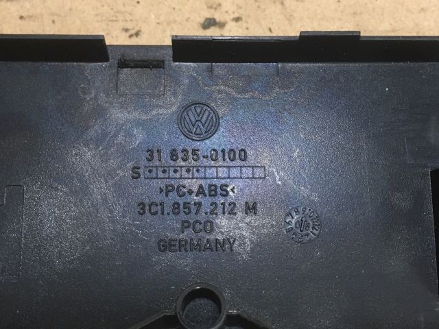 bontott VW PASSAT B6 Középső Műszerfal Díszléc