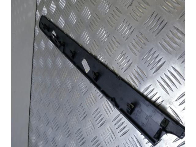 bontott VW PASSAT B6 Középső Műszerfal Díszléc