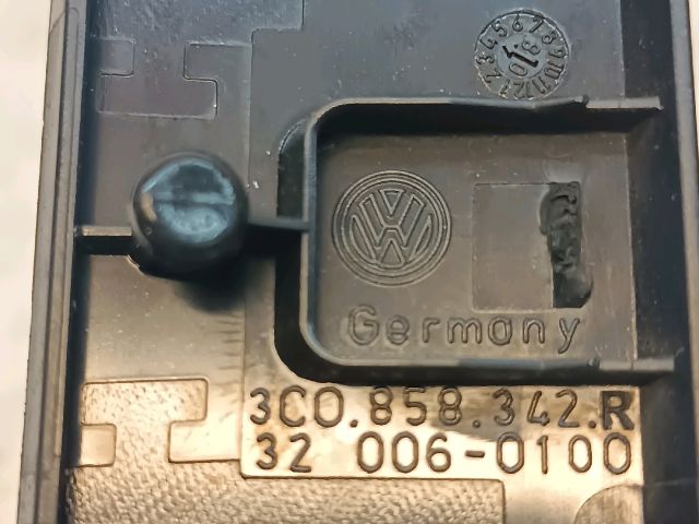 bontott VW PASSAT B6 Középső Műszerfal Díszléc