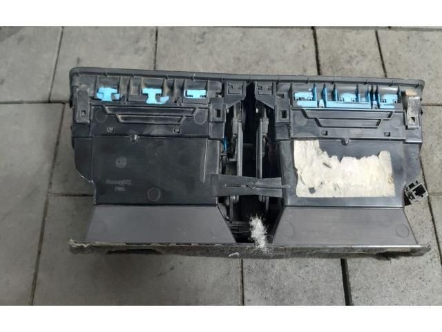 bontott VW PASSAT B6 Középső Szellőző