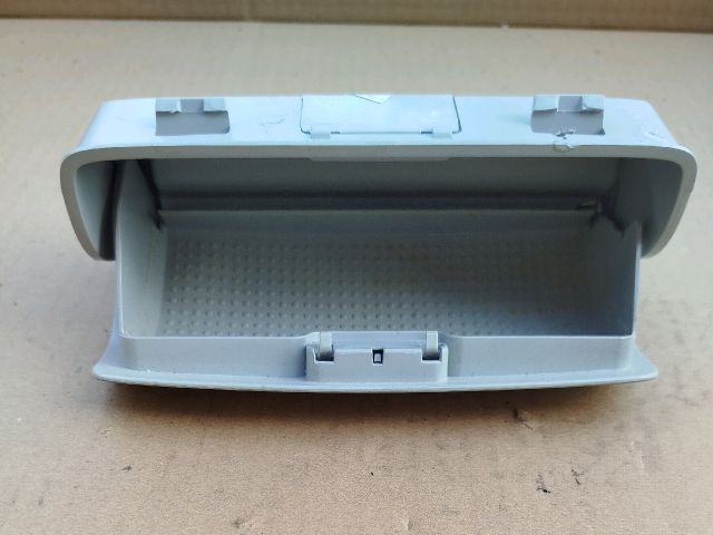 bontott VW PASSAT B6 Középső Szemüvegtartó