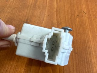 bontott VW PASSAT B6 Központizár Motor Tankajtó