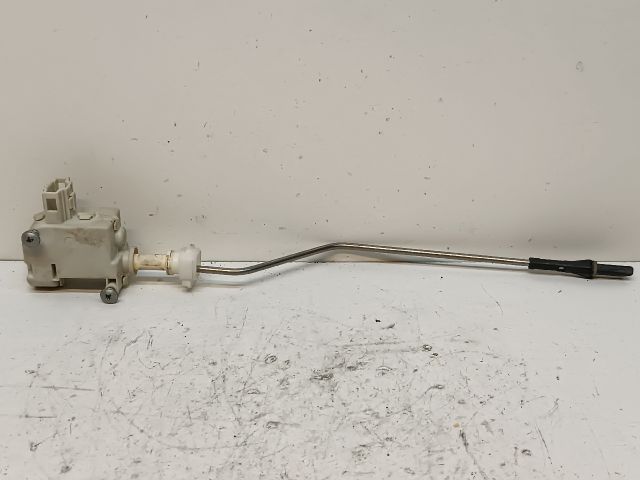 bontott VW PASSAT B6 Központizár Motor Tankajtó