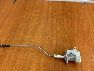 bontott VW PASSAT B6 Központizár Motor Tankajtó