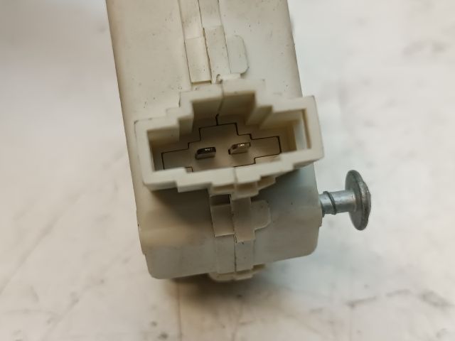 bontott VW PASSAT B6 Központizár Motor Tankajtó