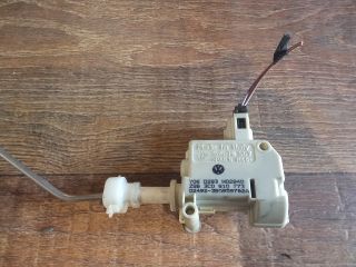 bontott VW PASSAT B6 Központizár Motor Tankajtó