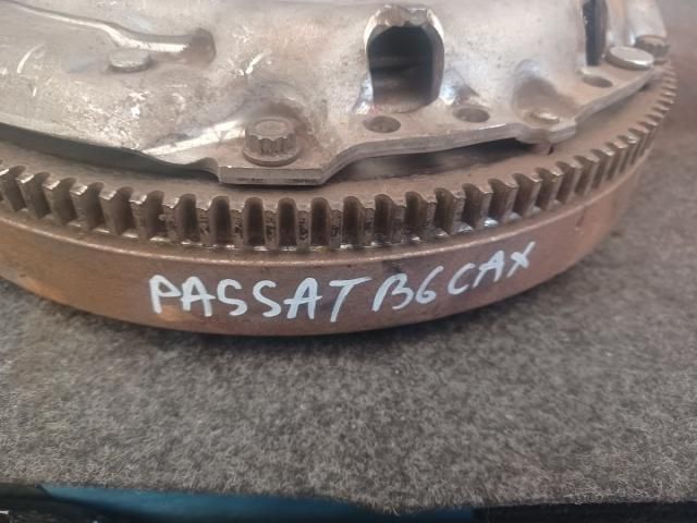 bontott VW PASSAT B6 Kuplung Szett (Szerkezet, Tárcsa)