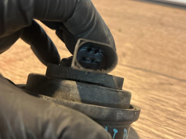 bontott VW PASSAT B6 Kürt