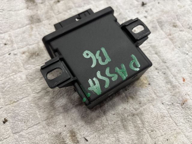 bontott VW PASSAT B6 Lámpa Vezérlő