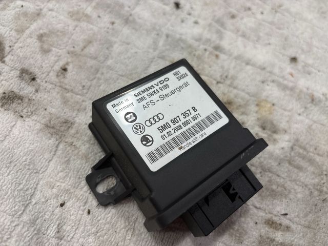 bontott VW PASSAT B6 Lámpa Vezérlő