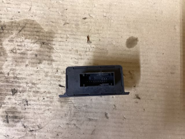 bontott VW PASSAT B6 Lámpa Vezérlő