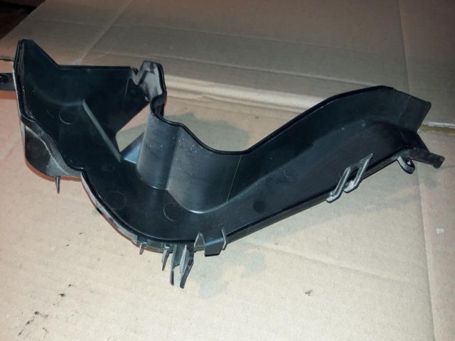 bontott VW PASSAT B6 Légbeömlő Cső