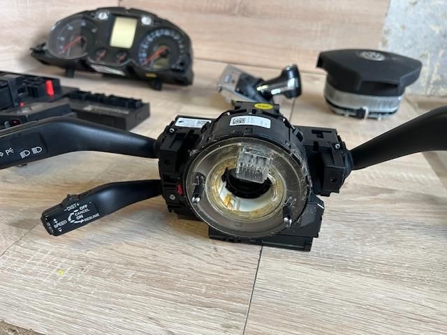 bontott VW PASSAT B6 Légzsák Átvezető Szalagkábel