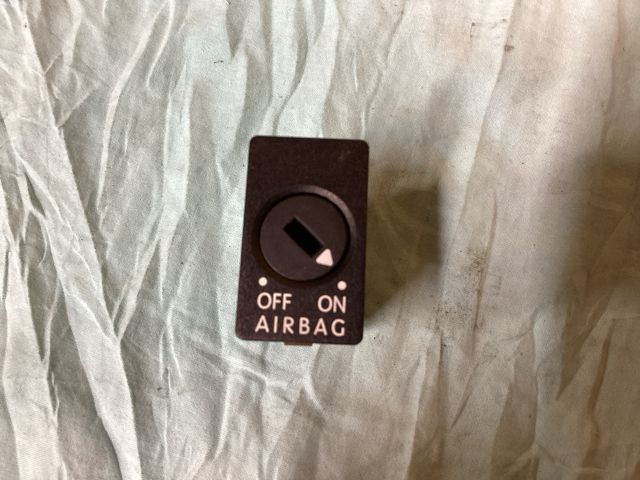 bontott VW PASSAT B6 Légzsák Kapcsoló