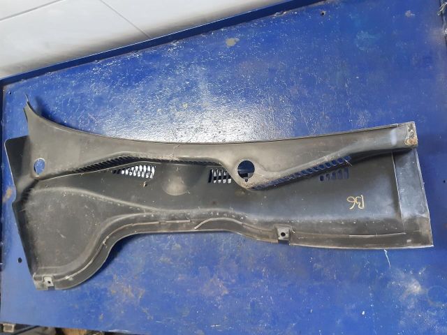 bontott VW PASSAT B6 Levélrács