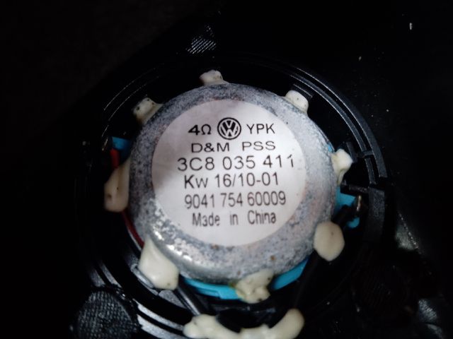 bontott VW PASSAT B6 Magassugárzó Hangszóró