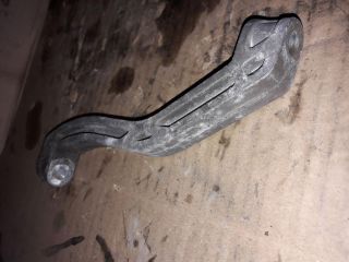 bontott VW PASSAT B6 Motor Tartó Bak (Pozíciófüggetlen)