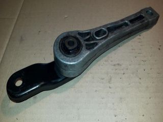 bontott VW PASSAT B6 Motor Tartó Bak (Pozíciófüggetlen)