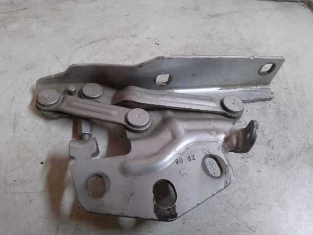 bontott VW PASSAT B6 Motorháztető Bal Zsanér