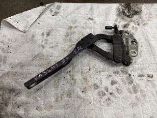 bontott VW PASSAT B6 Motorháztető Bal Zsanér